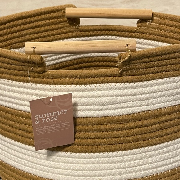 summer & rose Other - Woven Storage Basket w/Wooden Handles from Summer & Rose Collection. NWT